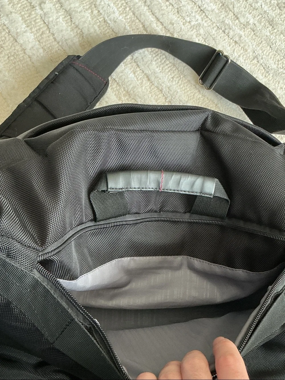 Samsonite Black Nylon Messenger Bag for Men